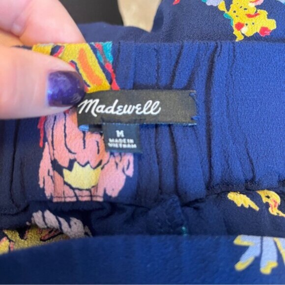 Madewell Huston Pull-On Crop Pants in Hawaiian Hideaway - Picture 8 of 11